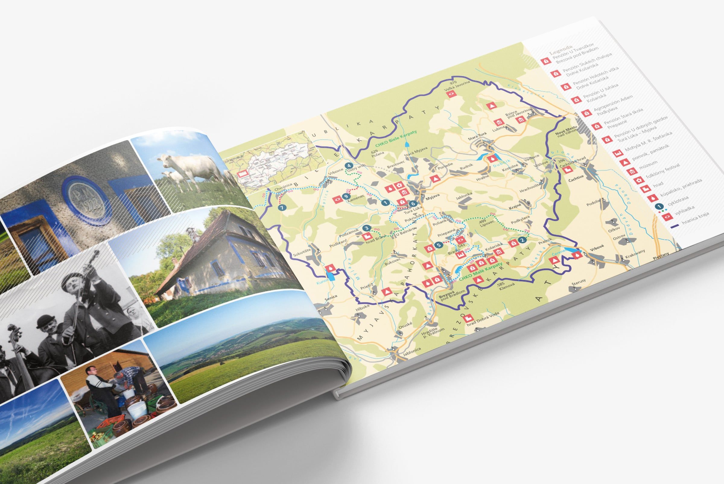 Otevřená publikace s fotografiemi regionu a turistickou mapou